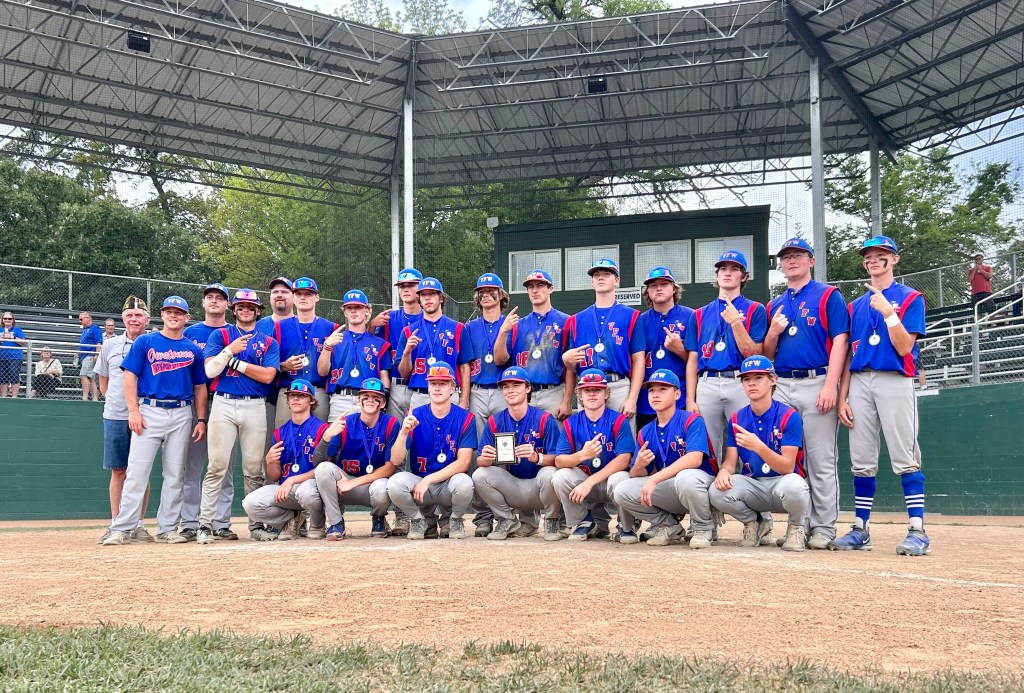 DAZZLING ON THE&nbsp;DIAMOND